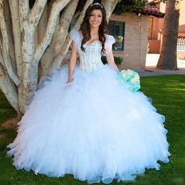 White Beaded Ball Gown Quinceanera Dresses 2018 Organza Ruffles Tiered Girls Pageant Gowns Cap Sleeves Floor Length Prom Evening Dresses