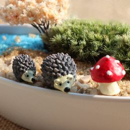Artificial garden decoration mini hedgehog with red dot mushroom miniatures fairy garden moss terrarium resin crafts decorations 3pcs/set