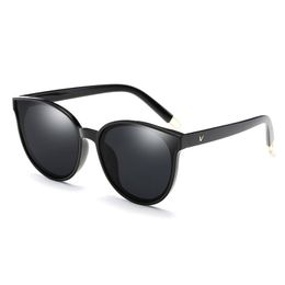 Marke Designer Mode Polarisierte Sonnenbrille für Frauen Cat Eye Luxus Sonnenbrille Persönlichkeit Integrierte Brillen UV400