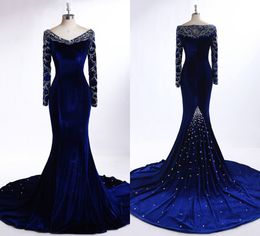 Royal Blue Velvet Evening Dresses With Long Sleeves 2022 Winter Real Photos V-neck Beaded Crystal Mermaid Sweep Train Fromal Evening Gowns