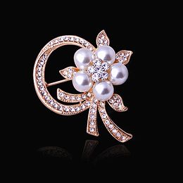 Gold Plated Faux Pearl And Diamante Flower Women Brooch High Quality Broaches Pins For Wedding Bridal Bouquet Brooches Hot Selling