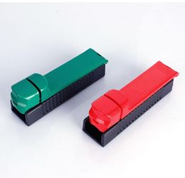 The new manual hand-held single-tube push-pull plastic cigarette lighter smoke accessories mini acrylic smoke