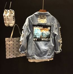 Wholesale, spring summer new design Badge patch style tooling blue hole beggar denim jacket swag women girl clothes casualstyle outfit