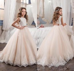 New Flower Girl Dresses for Weddings 2017 Blush Pink Handmade Princess Tutu Sequined Appliqued Lace Bow Vintage Child First Communion Gowns