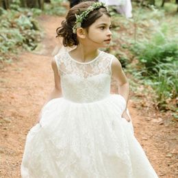 -Nuevos vestidos de niña de flores de encaje para la boda Cuello alto V-Back Party Primera comunión Pagueant Dress 2017 Princess Little Girls Niños / Vestido de los niños