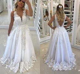Elegant White Lace Evening Dresses Sheer Neck Sleeveless Appliques Pearl Tulle Satin Illusion Back Prom Dresses Formal Evening Gowns