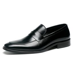 Fashion Men Shoes Genuine Leather Men Dress Shoes New Cow Leather Men's Business Casual Classic Gentleman Shoes Man
