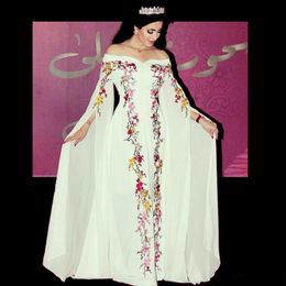 Amazing White Embroidered Prom Dresses 2018 Saudi Arabia Off The Shoulder Evening Gowns Loose Sleeves A Line Women Formal Party Vestidos