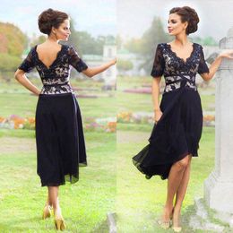 Tea Length Mother of the Bride Dresses Half Sleeves Lace Top Crystal Chiffon Mother Dresses with Crystal V Neck Evening Gowns For Mother