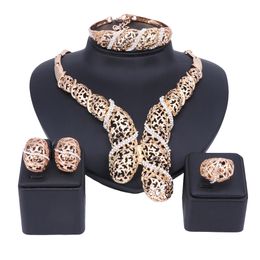 Statement India style Necklace Sets Bridal Wedding Party Necklace Hollow Type Golden Plated Crystal Jewelry Sets Bohemia Charm