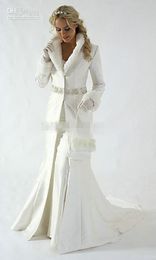 -2019 peles um casaco de linha strapless cetim branco inverno vestido de noiva capa capela trem de cetim manga longa casaco de casamento para noiva