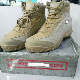 Kaufen Sie im Großhandel Schwarze Kampfschuhe 2019 zum Großhandel Nike Air Max 270 Neue Farbabstimmung Schwarz Weiß Reagieren LW WR Mid ISPA Frauen Schuhe 27C Gift Man Wei Hero Wasserdichte Kampfschuhe