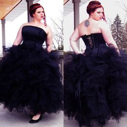 Stunning Gothic Corset Ball Gown Black Wedding Dress Strapless Ruffled Tiered Skirt Ankle Length Celtic Wedding Dress Bridal Gown Plus Size