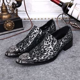 New 2018 Zapatos Hombre Iron tip of man's leather shoes Korean version of the influx of male personality nightclub hairstylist shoes