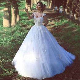 New Arabic Wedding Gown with Straps Lace Plus Size Wedding Dresses Puffy Tulle Skirt Big Size Vestidos de Noiva Custom Made 2019