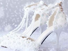 Scarpe eleganti da sposa in pizzo bianco alla moda Scarpe fatte a mano con fiori e perle Scarpe da festa di nozze Piattaforma Scarpe da ballo per eventi Scarpe da damigella d'onore
