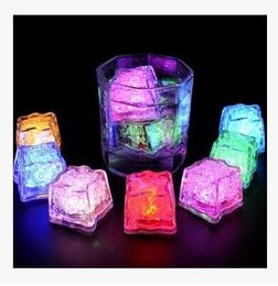 Manufacturers selling Colourful induction light ice flash bright water into ice, ice bar wedding