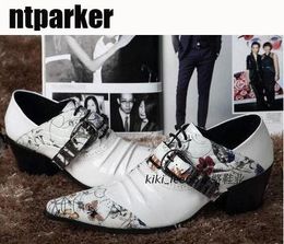 pointed toe man's casual shoes leather man's shoes leather elevator white print height increasing shoes for man