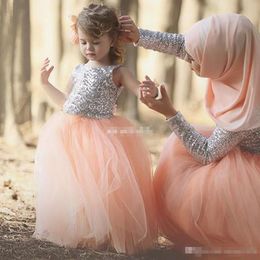 Lovely Blush Pink Ball Gown Flower Girl Dresses 2019 with Sequined Top Long Toddlers Kids Prom Gowns for Girl Beauty Pageant Party Dress