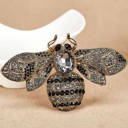 T GG Brooches Wholesale Very Nicely Bee Brooch Big Size Brooches Accessories Fashion Women Hijab Pins And Hat Accessories Vintage Broaches Broc