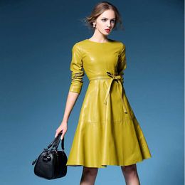 Abito cocktail uomo in officio