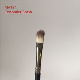 Concealer Brush 194 - Small Tapered Paddle Point Corrector Conceal Makeup Brush for Cream Liquid Products