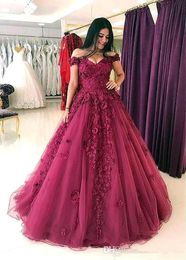 Elegant Off The Shoulder Lace Quinceanera Dresses Tulle Applique 3d Floral Ball Gowns Floor Length Prom Party Princess Dresses BA9857