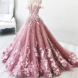 Luxury Pearls Applique Tulle Evening Dress Off Shoulder Petal Feather Celebrity Party Dress Fluffy Ball Gown Gorgeous Dubai Prom Dresses