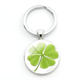 Lucky Clover Hot Selling Round Keychain Beautiful Design Four-leaf Clover Key Ring Glass Elegant Jewellery For Gift