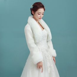 2018 Hot Sale Ivory Color Sleeveless High Quality Faux Fur Boleros Coat Wedding Jacket Bridal Jackets Free Shipping
