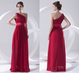 Fotos reais escuro vermelho barato chiffon dama de honra vestido um ombro backless domevio de honra casamento vestidos de convidado barato longo ZPT205