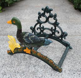 Wall Mounted Duck Hose Holder Equipment Cast Iron Pipe Rope Hanger Rack Stand Garden Courtyard Yard Villa Country Outdoor Decoration Wrought Vintage Antique