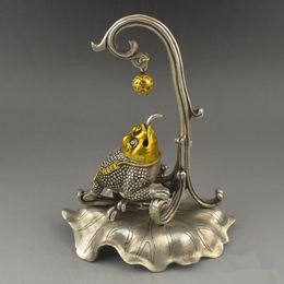 China handmade antique Tibetan silver brass Toad Take the ball Figurines Statues