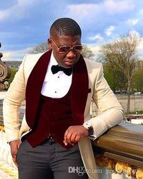 New Fashion Beige Groom Tuxedos Shawl Lapel One Button Man Wedding Suit Excellent Men Business Prom Blazer(Jacket+Pants+Tie+Vest) 323