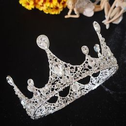 Bridal ornaments, Korean crowns, crowns, crowns, wedding dresses, accessories, hot, and a birthday crown.