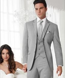 Hot Recommend Two Button Light Grey Groom Tuxedos Notch Lapel Groomsmen Mens Wedding Suits Excellent Man Suits (Jacket+Pants+Vest+Tie) 84