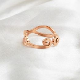 Fashion Rose Gold Titanium Steel Twist Ring, Titanium Steel Jewelry Women's Tight Ring Women Rose Gold Ring Simple Style Jewelry Creativity