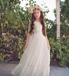 Bohemian Lace Flower Girls Dresses Bateau Half SLeeves Zipper Back Floor Length tulle Flower Girl Dress Cheap