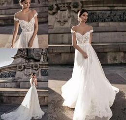 Gali Karten 2018 Sexy Wedding Dresses deep v neck Sheer Backless Bohemian Off The Shoulder Lace Appliqued Wedding Gowns court train