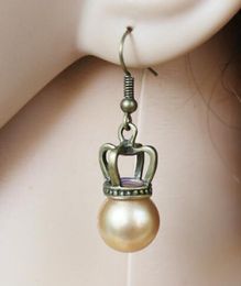 Hot Style South Korean fashion style earrings pearl female short style pearl exquisite crown earrings fashion classic exquisite elegance