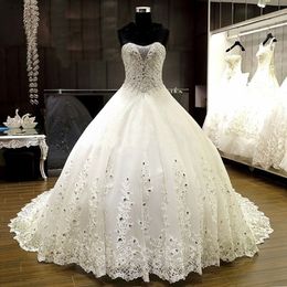 Luxury 2018 Bling Wedding Dress Sweetheart Neck Shiny Heavy Diamonds Beading Bodice Lace Big Cathedral Train Top Quality Bridal Gowns Dubai