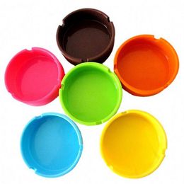 New Colourful Friendly Heat-resistant Silicone Ashtray Pocket Ashtrays For Ash Tray Home Novelty Crafts HH7-878