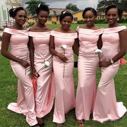 Nigerianska enkla rosa afrikanska sjöjungfru brudtärna klänningar skopa hals svep tågstemma av hedersklänning billiga formella klänningar
