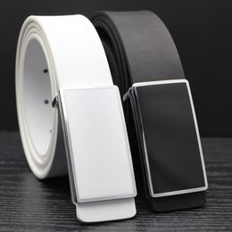 Stylish white and black leather strap man Korean edition, trendy youth simple and smooth casual belt male, free shipping.