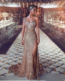 Luxurious 2019 Arabic Split Bling Evening Dresses One Shoulder Beaded Crystals Sequins Prom Dresses Sparkly Sexy Formal Party Gowns m30
