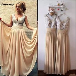 2023 Champagne Sequins Bridesmaid Dresses Long Cheap V Neck A Line Evening Gowns Arabic Prom Dresses