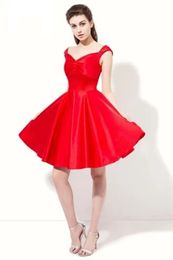 In Stock 2018 Sexy Red Sweetheart Short A-Line Prom Dresses With Satin Lace-Up Bridesmaid Dress Evening Formal Party Gown BP20