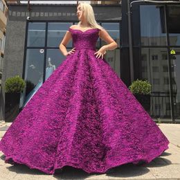 Dubai Deep Fuchsia Prom Dress Glamorous Lace Ball Gown Off Shoulder Evening Gowns Custom Made Lace-Up Bodice Quinceanera Dresses