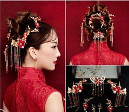 New style Chinese wedding brides, ancient costume, fringed, Phoenix crown, head dress, Xiu dress, Phoenix crown ornament, bridal ornaments.