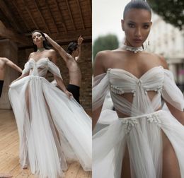 2019 Bohemian Wedding Dresses Off The Shoulder Lace 3D Floral Appliqued Sweep Train Beach Wedding Dress Sexy High Split Boho Bridal Gowns
